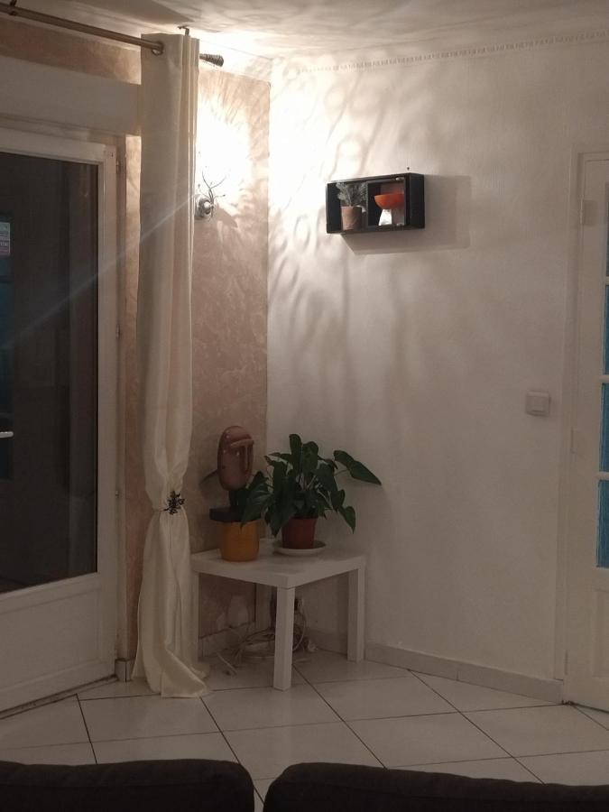 Chambre Moon Ray Proche Paris Apartment Stains Exterior photo